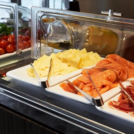 Tallink & Conference Hotel 4*