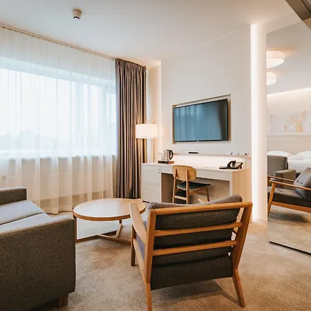 Tallink & Conference Hotel 4*
