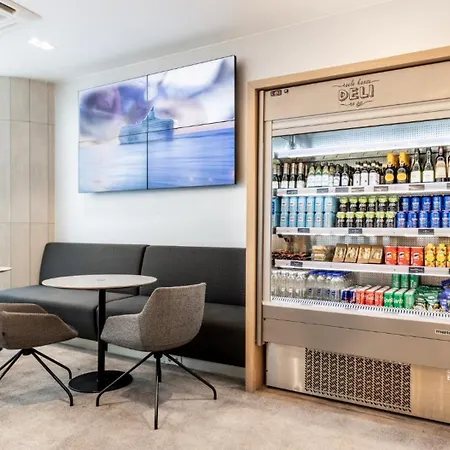 Tallink & Conference Hotel 4*