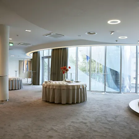 Hotel Tallink & Conference