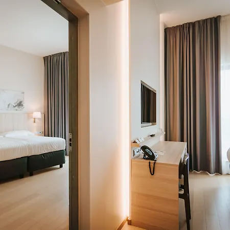 Tallink & Conference 4*