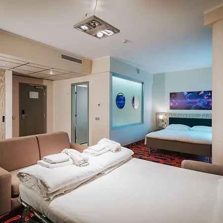 Hotel Tallink & Conference 4*