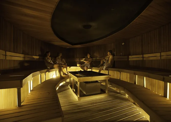 Tallink & Conference Отель 4*