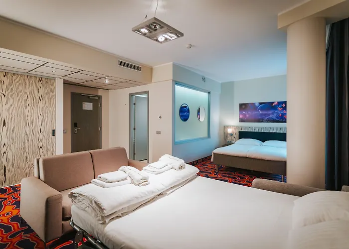 Отель Tallink & Conference 4*