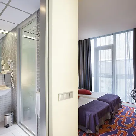 Hotell Tallink & Conference 4*